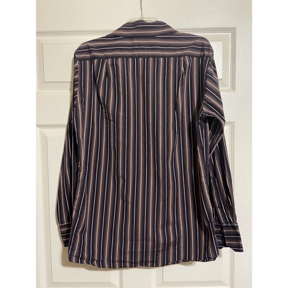 Men BCBG MAXAZARIA Striped Button Down Neck Size 15.5 - Picture 4 of 4